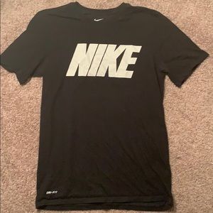 Black\White Nike Dri-Fit T-Shirt